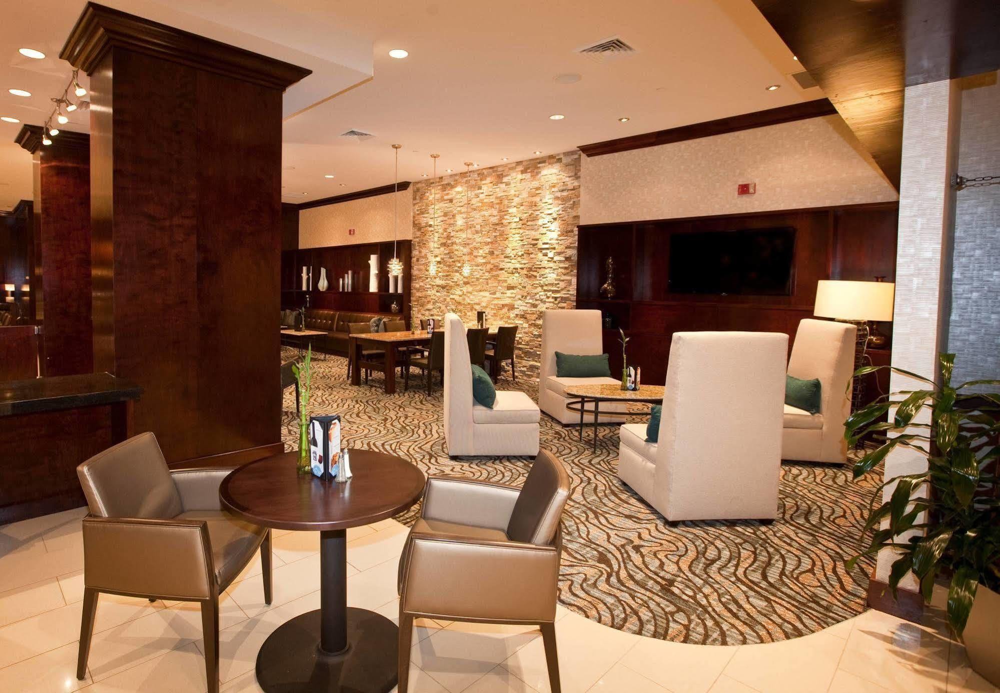 Hartford Marriott Farmington Hotel Exterior photo